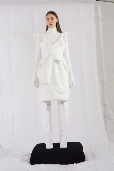 Look 8